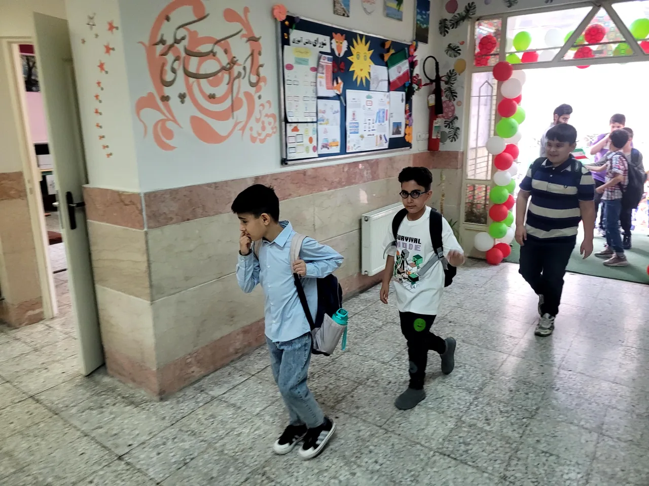 دبستان پسرانه حصاری فیروزکوهی - تصویر 2