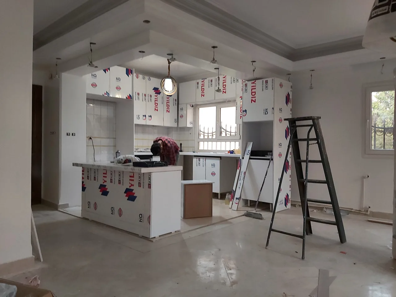 طراحی و ساخت و تعمیر کابینت و کمد شرف