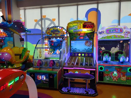 شهربازی شهر عجایب تبریز