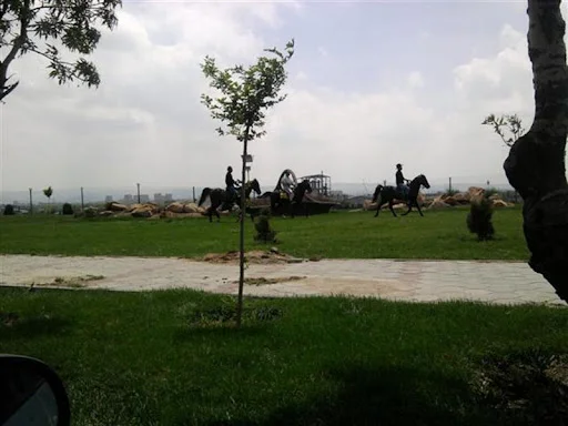 مجموعه پارک بزرگ آذربایجان تبریز - تصویر 3