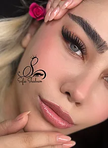 خدمات تخصصی اکستنشن مژه سوفیا