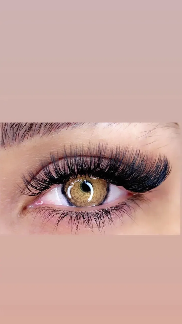 خدمات اکستنشن و کاشت مژه ه فاطیما عرب