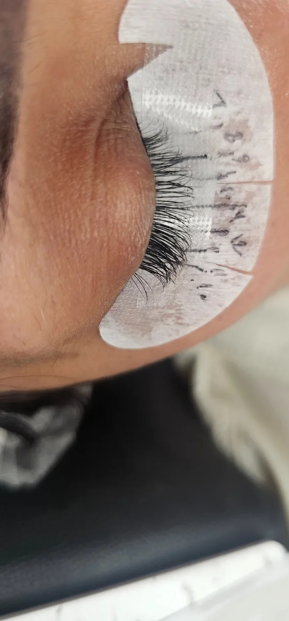 خدمات اکستنشن و کاشت مژه ه فاطیما عرب - تصویر 2