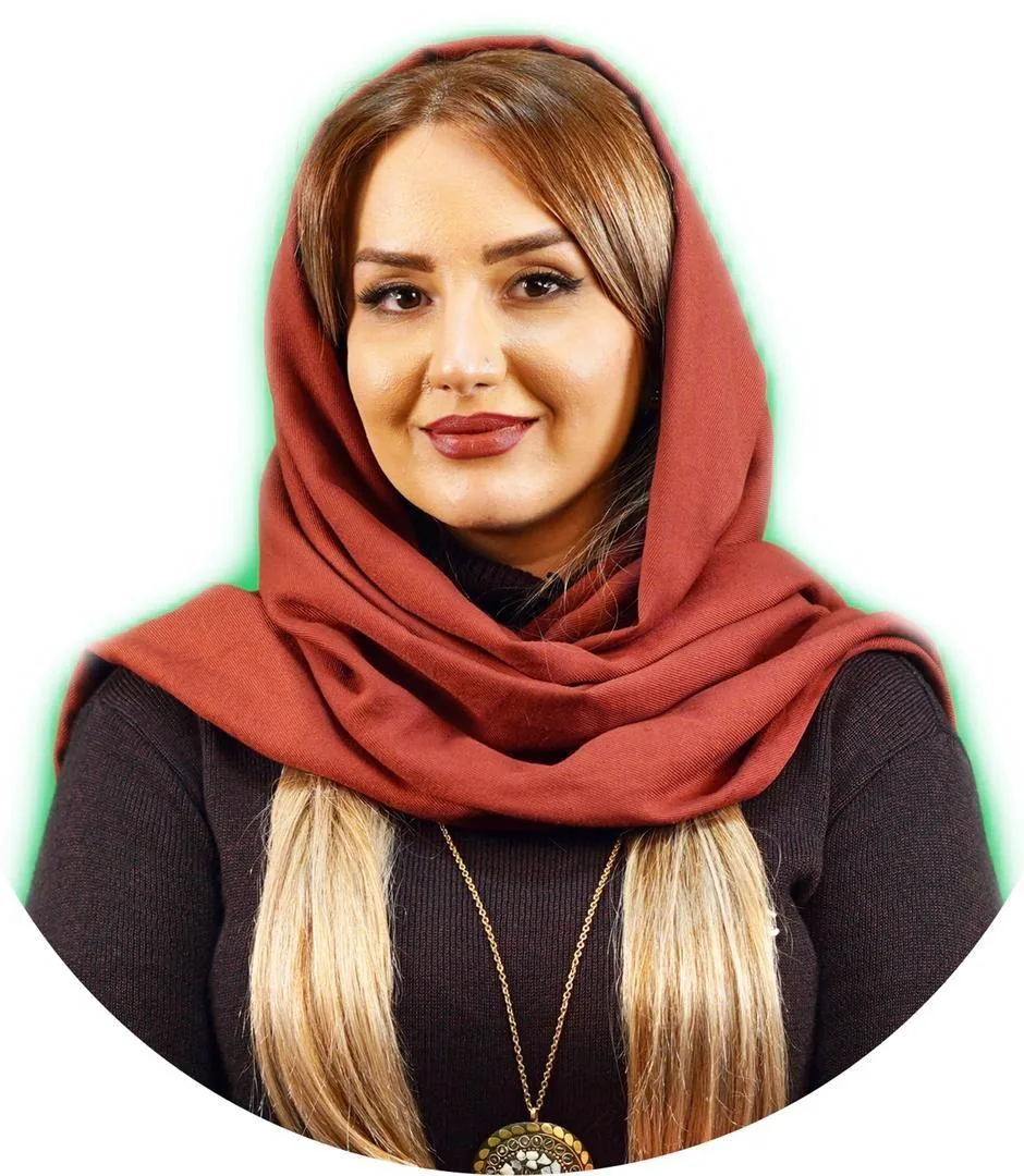 خدمات تخصصی کراتین و احیای مو فرزانه اسفندیاری