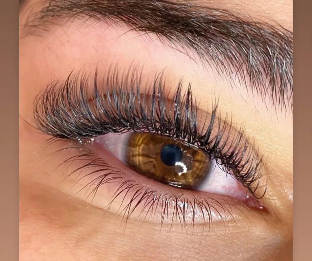 خدمات مژه (اکستنشن) طراوت - آرایشگاه زنانه در تهران - تصویر 3