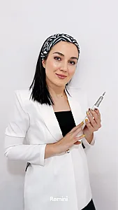 خدمات و آموزش کاشت ناخن روشنک
