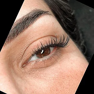 خدمات تخصصی اکستنشن مژه و لیفت