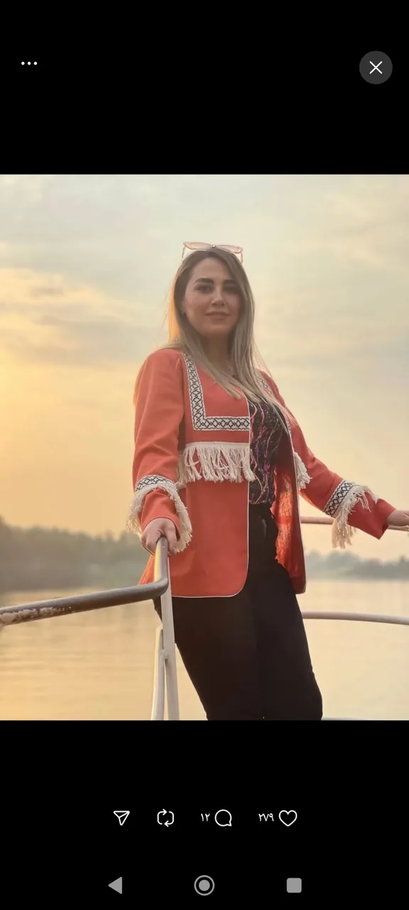 اموزش و خدمات تخصصی کاشت ناخن سمانه
