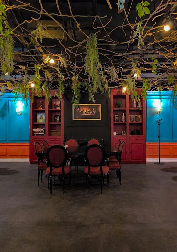 کافه برد گیم جوی بار