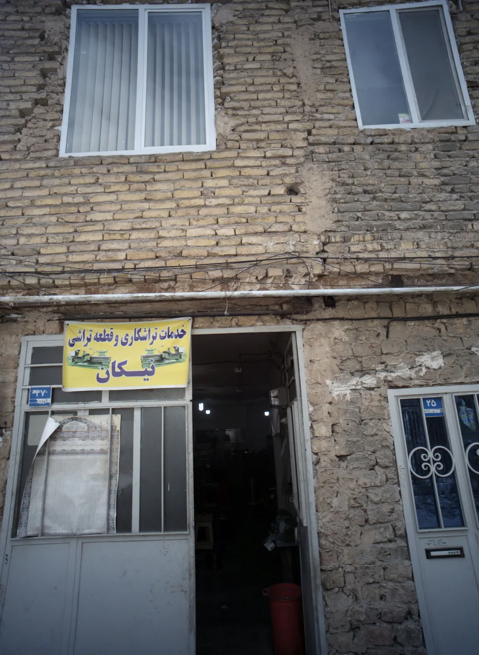 خدمات تراشکاری و قطعه تراشی نیکان