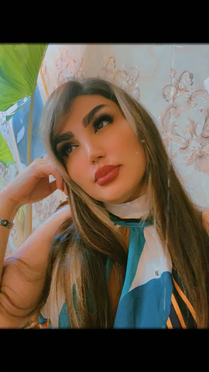 خدمات تخصصی ناخن سحرفرخی