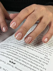 خدمات ناخن مایا