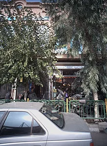شکلات فروشی