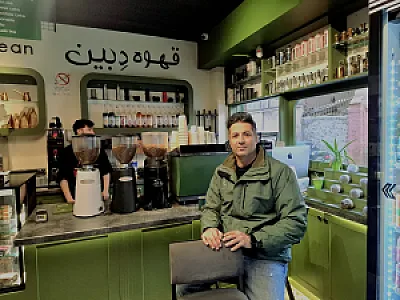 کافه دبین