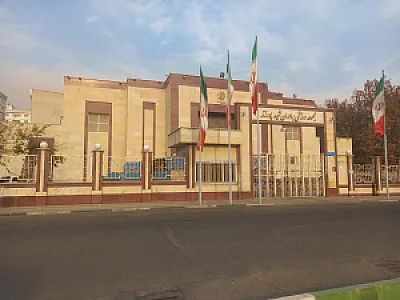 مجموعه ورزشی برادران شهید پورزند