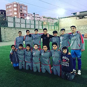 آکادمی ورزشی سورنا