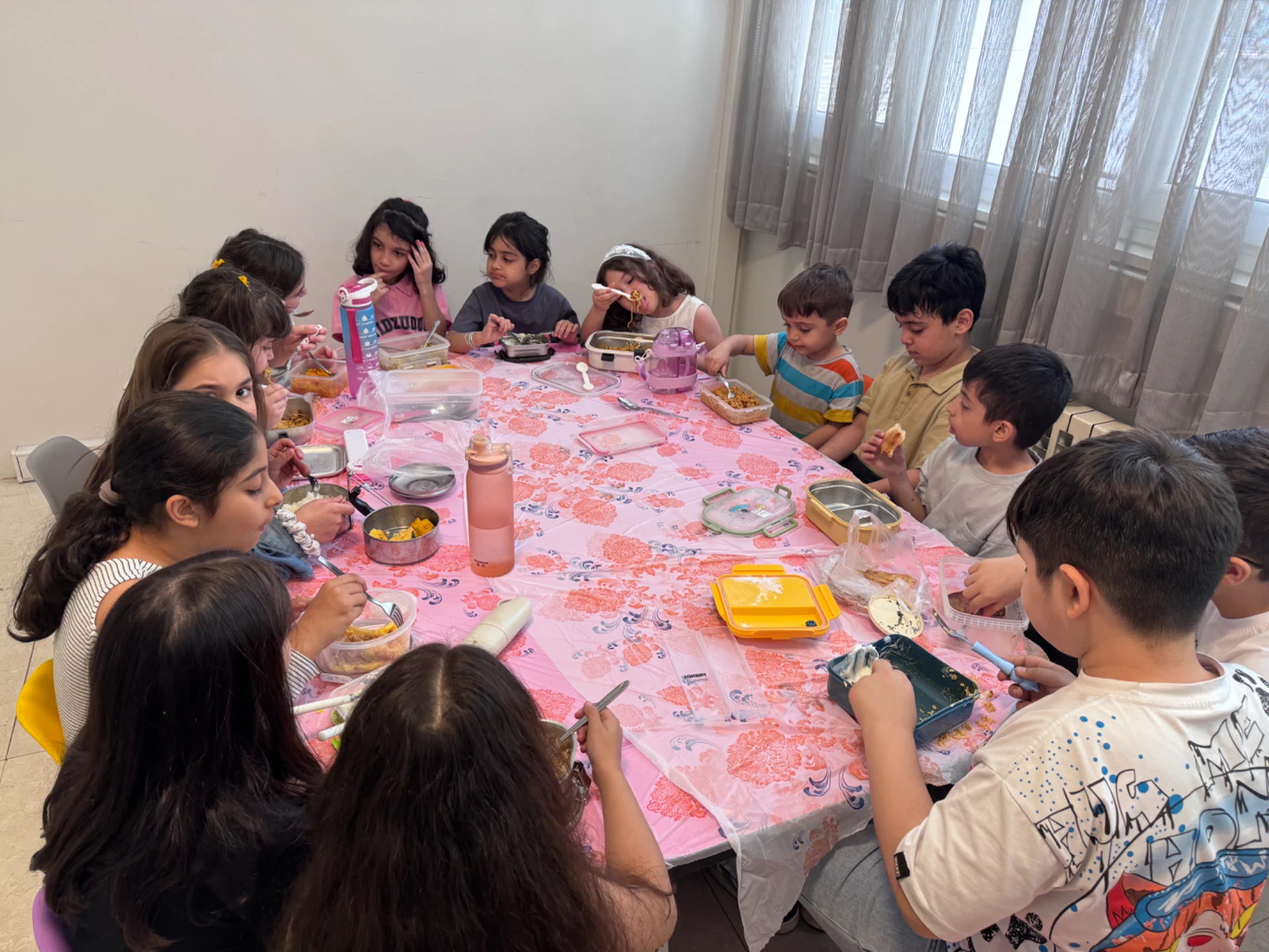 آموزشگاه زبان انگلیسی کودک و نوجوان رایان - شعبه سهروردی - تصویر 3