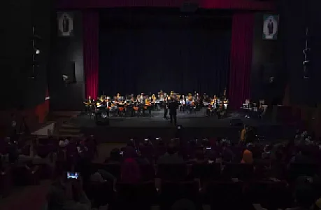 آموزشگاه موسیقی دَنگ دَنگ