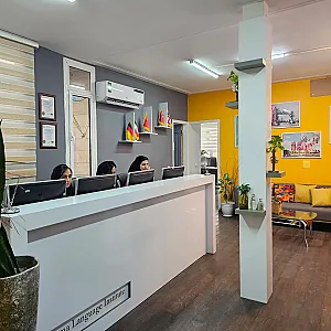 آموزشگاه زبان گامافارس ( شعبه صادقیه)