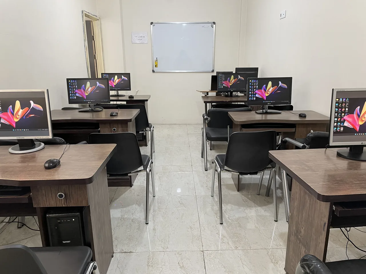 مجتمع فنی گام فردا - تصویر 2