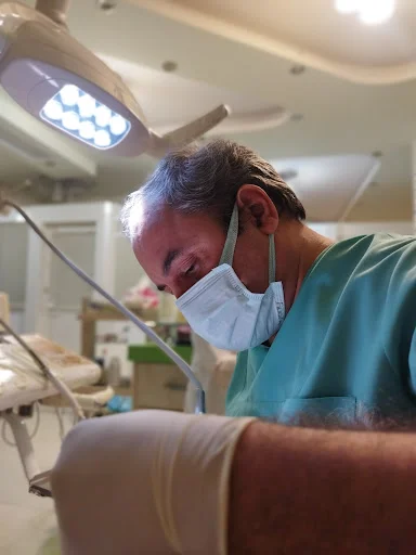 مرکز ایمپلنت دکتر مهدی عسگری