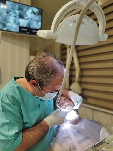 مرکز ایمپلنت دکتر مهدی عسگری