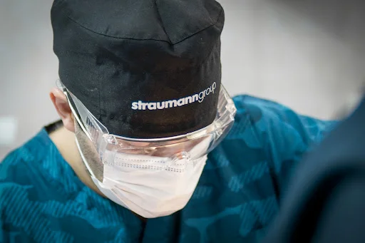 مرکز تخصصی ایمپلنت تبریز