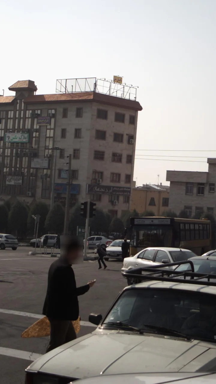آموزشگاه آرایش وپیرایش ارزنده - تصویر 2
