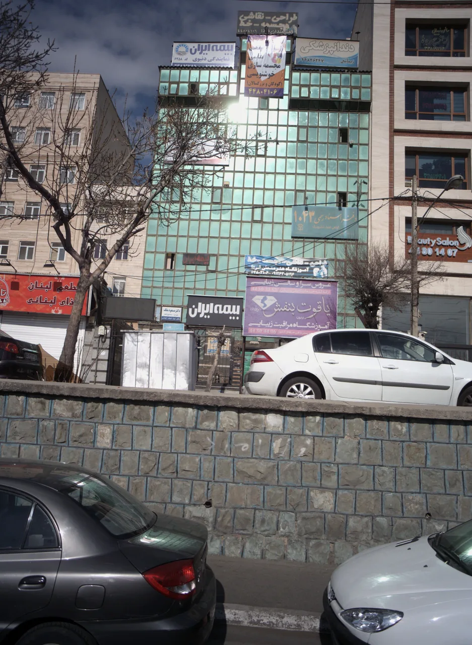 آموزشگاه هنرمندان فردا - تصویر 2