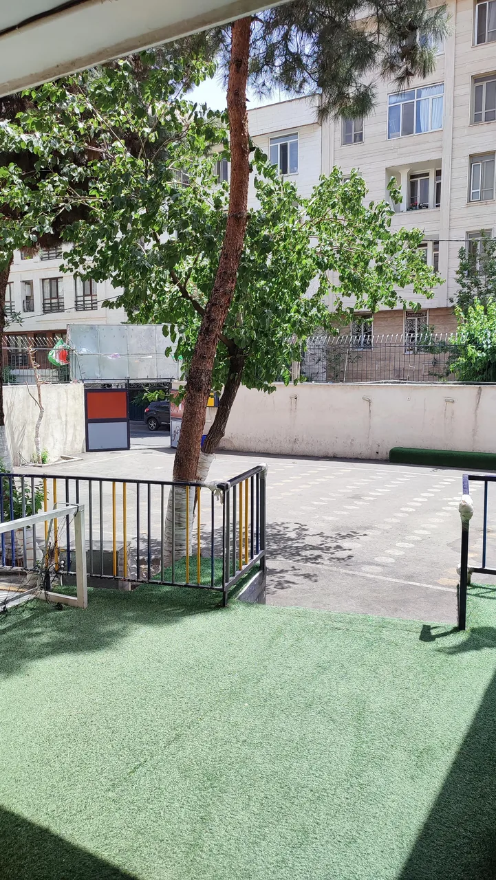 آموزشگاه زبان لینه (استادزبان)