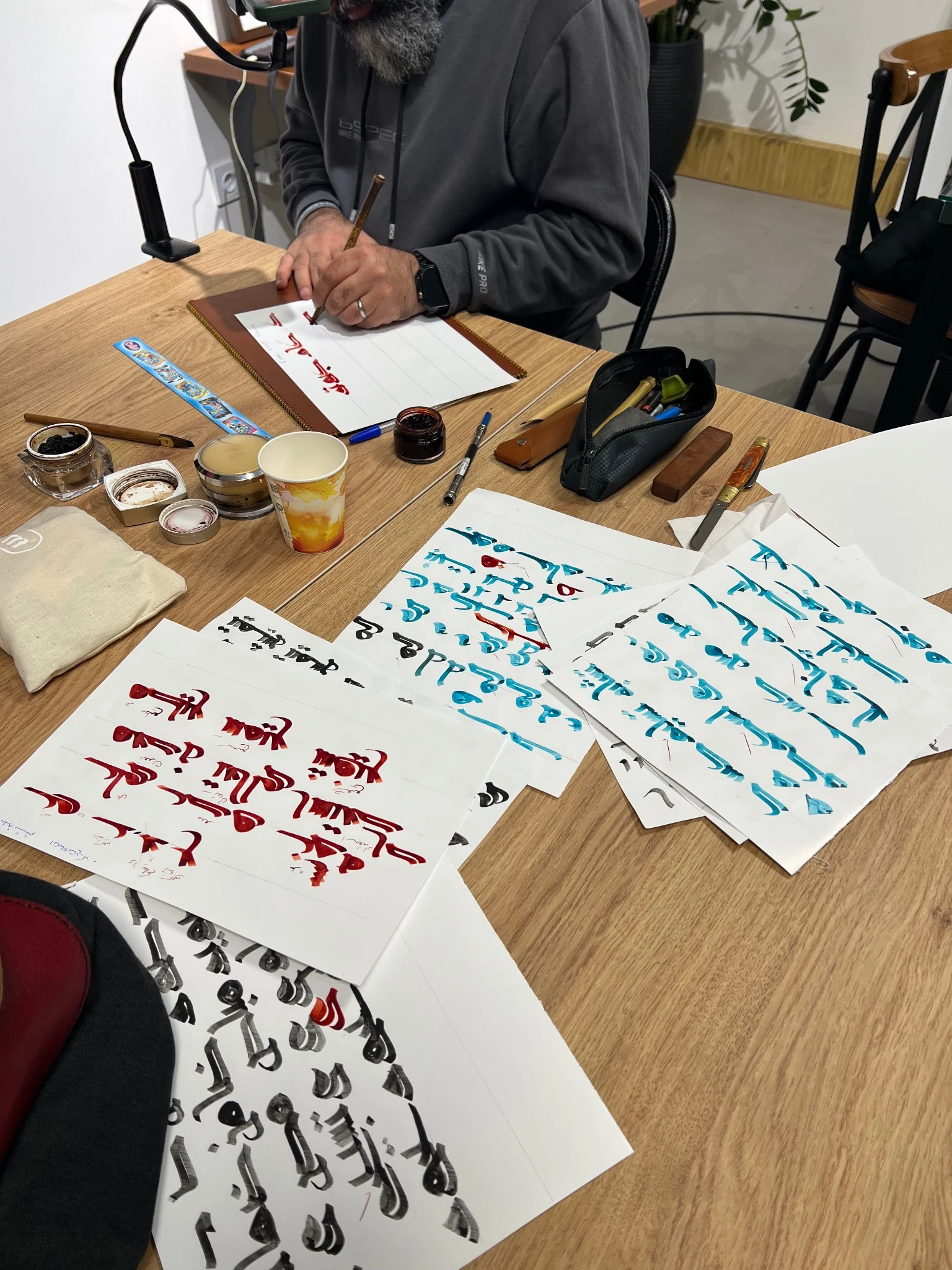 آکادمی هنری مهرشاد