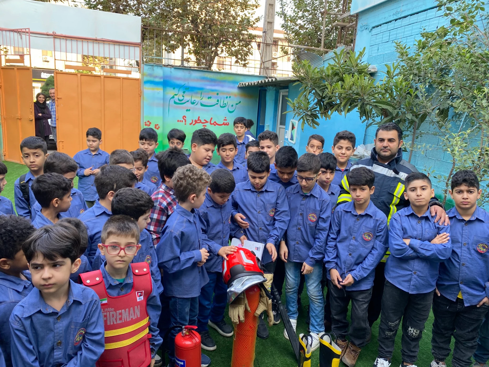 دبستان غیر دولتی پسرانه پندار نیک