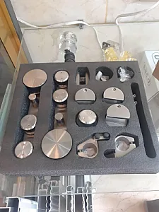 نصب و ریکلاژ و یراق شیشه سکوریت