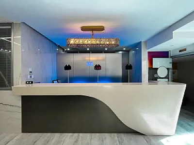 کلینیک دندانپزشکی هومینا تهرانسر