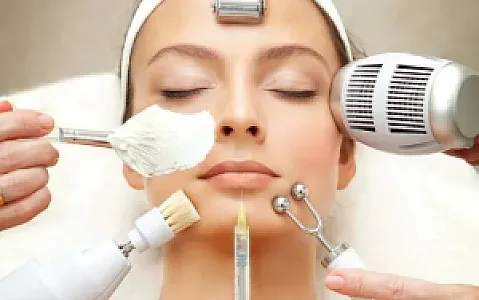 کلینیک زیبایی و مرکز لیزر آیدا