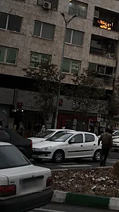 ساختمان ۸۰