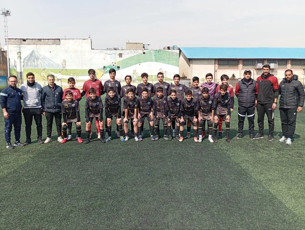 باشگاه و آکادمی فوتبال الوندپارس