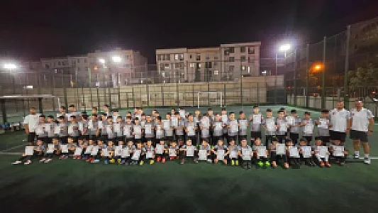 مدرسه فوتبال ماهان نوین