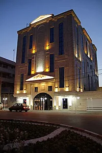 هتل اهراب