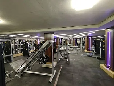 باشگاه بدنسازی طنین اسپرت