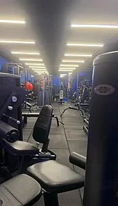 باشگاه بدنسازی بانوان مونفیت MooNfit