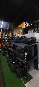 باشگاه بدنسازی و بوکس مدال آوران