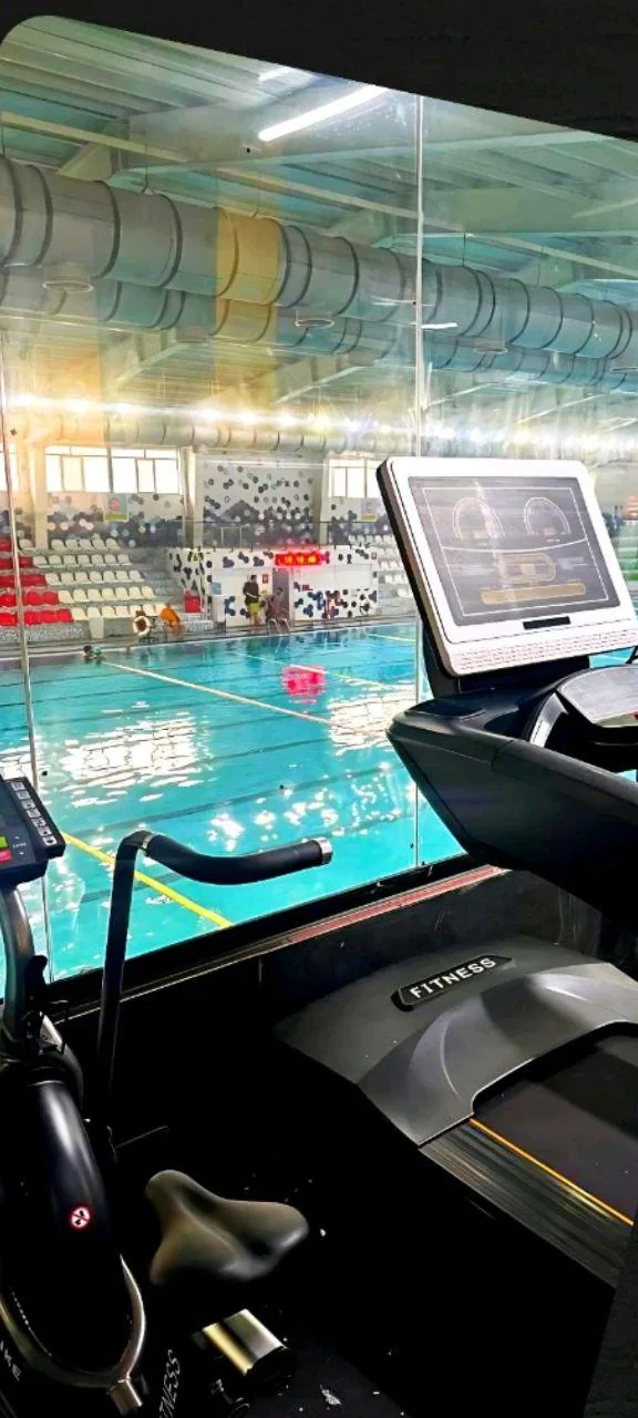 باشگاه بدنسازی اکسین