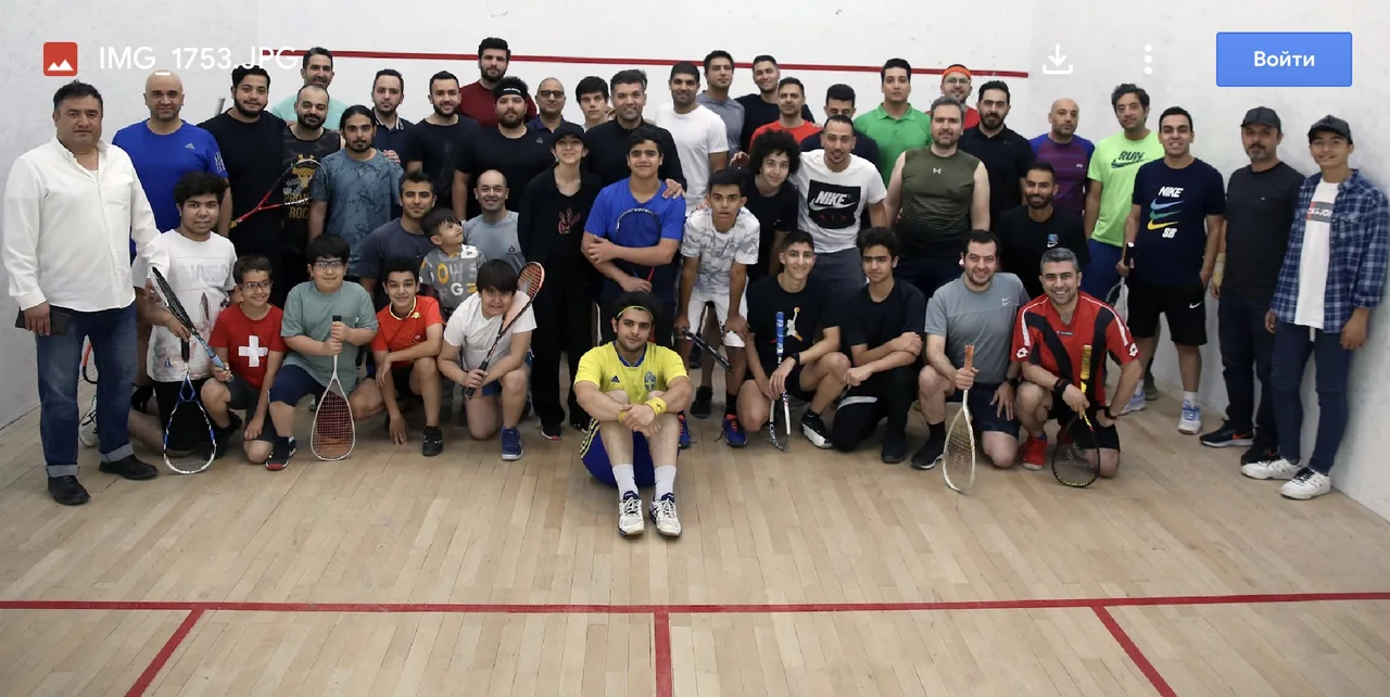 باشگاه اسکواش و پدل برج میلاد