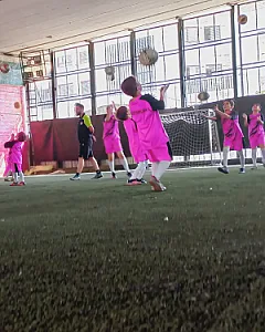 آکادمی و باشگاه ستارگان امید