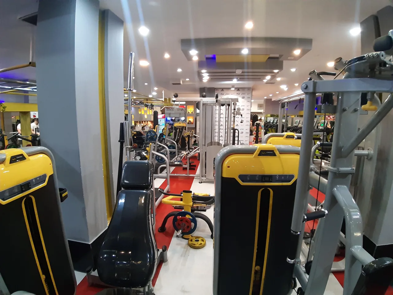 باشگاه ورزشی ارکا سعادت آباد - تصویر 2