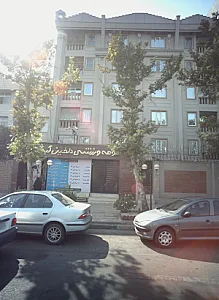 مجموعه ورزشی دلفین آبی