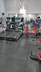 باشگاه بدنسازی فتحی