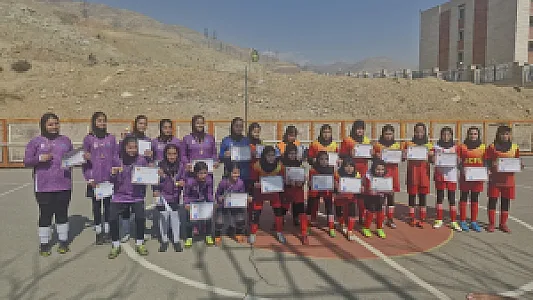 آکادمی فوتبال بانوان پورناک