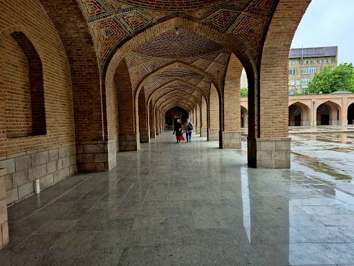 مهمانپذیر ایران